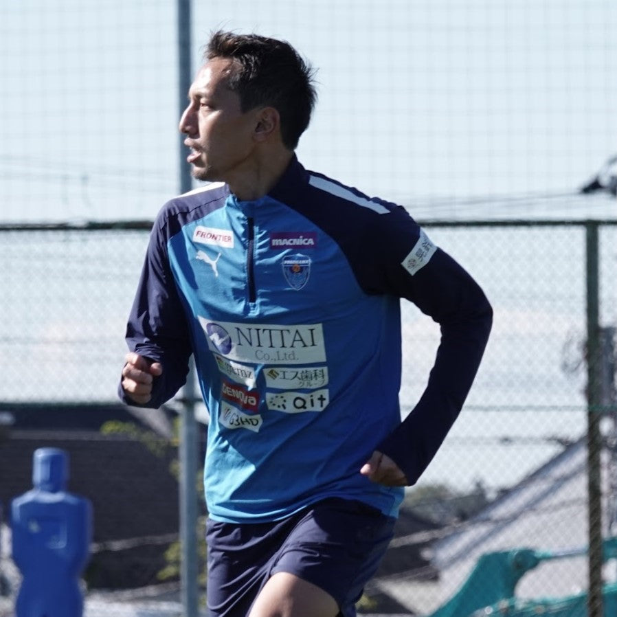 2023トレーニング1/4ジップトップ | 横浜FC・公式オンラインストア