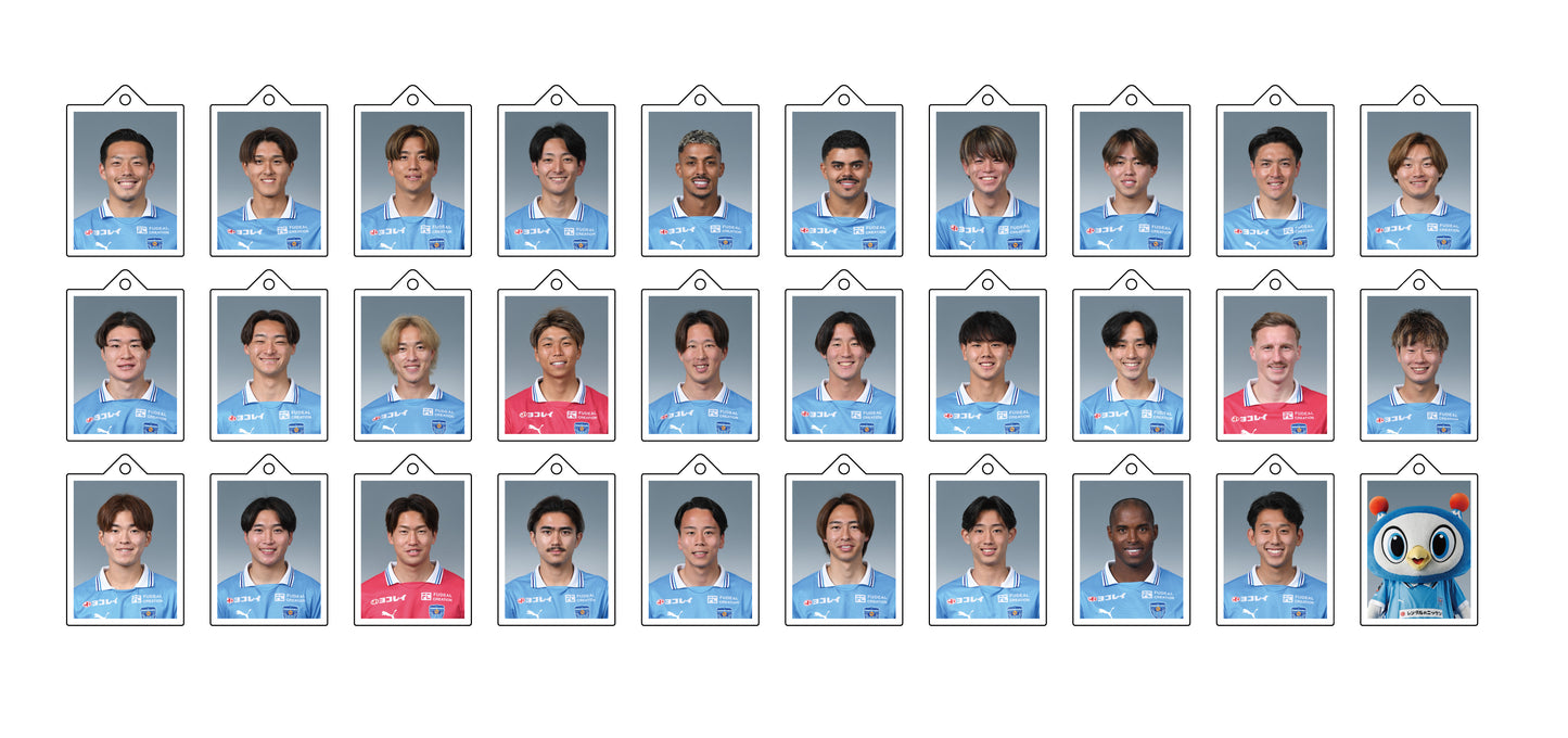 《ガチャガチャ》証明写真風キーホルダー